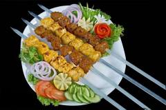 581441_688544354504694_1701927352_n