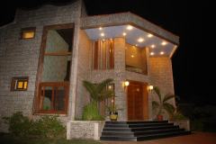 733940_637879009571229_1940995936_n